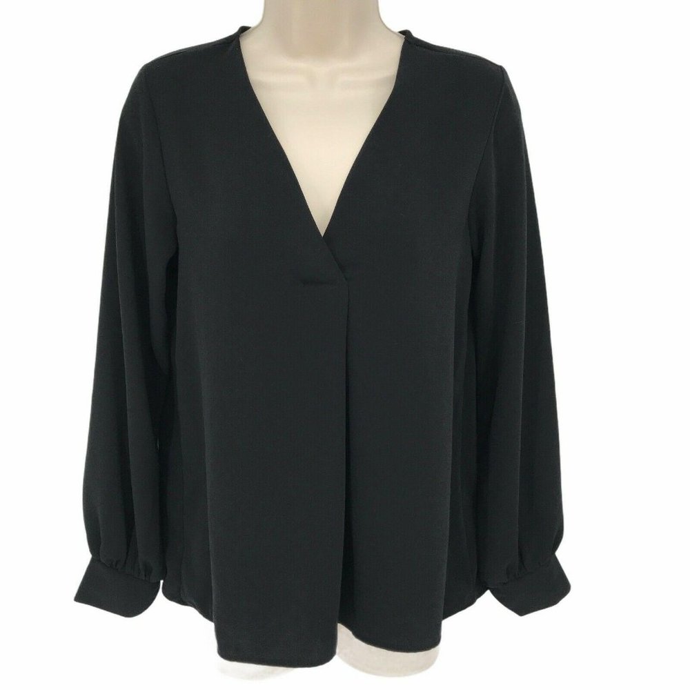 Forever 21 V Neck Long Sleeves Black Blouse XS